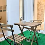 Out فيلة Lisboa
